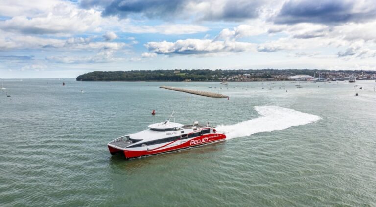 Red Funnel – Red Jet 6